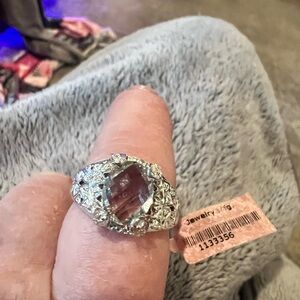 Elegant Silver Gemstone Ring